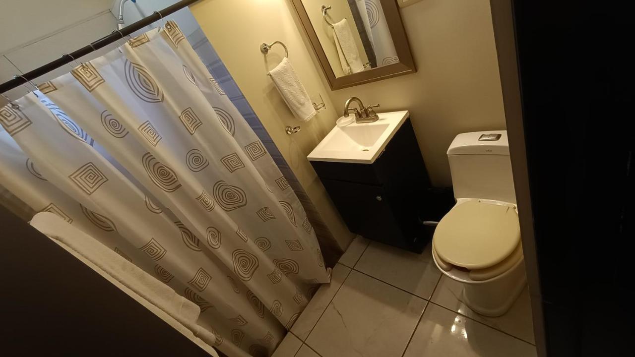 Suites Entrelagos Ciudad Obregon Ngoại thất bức ảnh