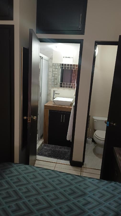 Suites Entrelagos Ciudad Obregon Ngoại thất bức ảnh